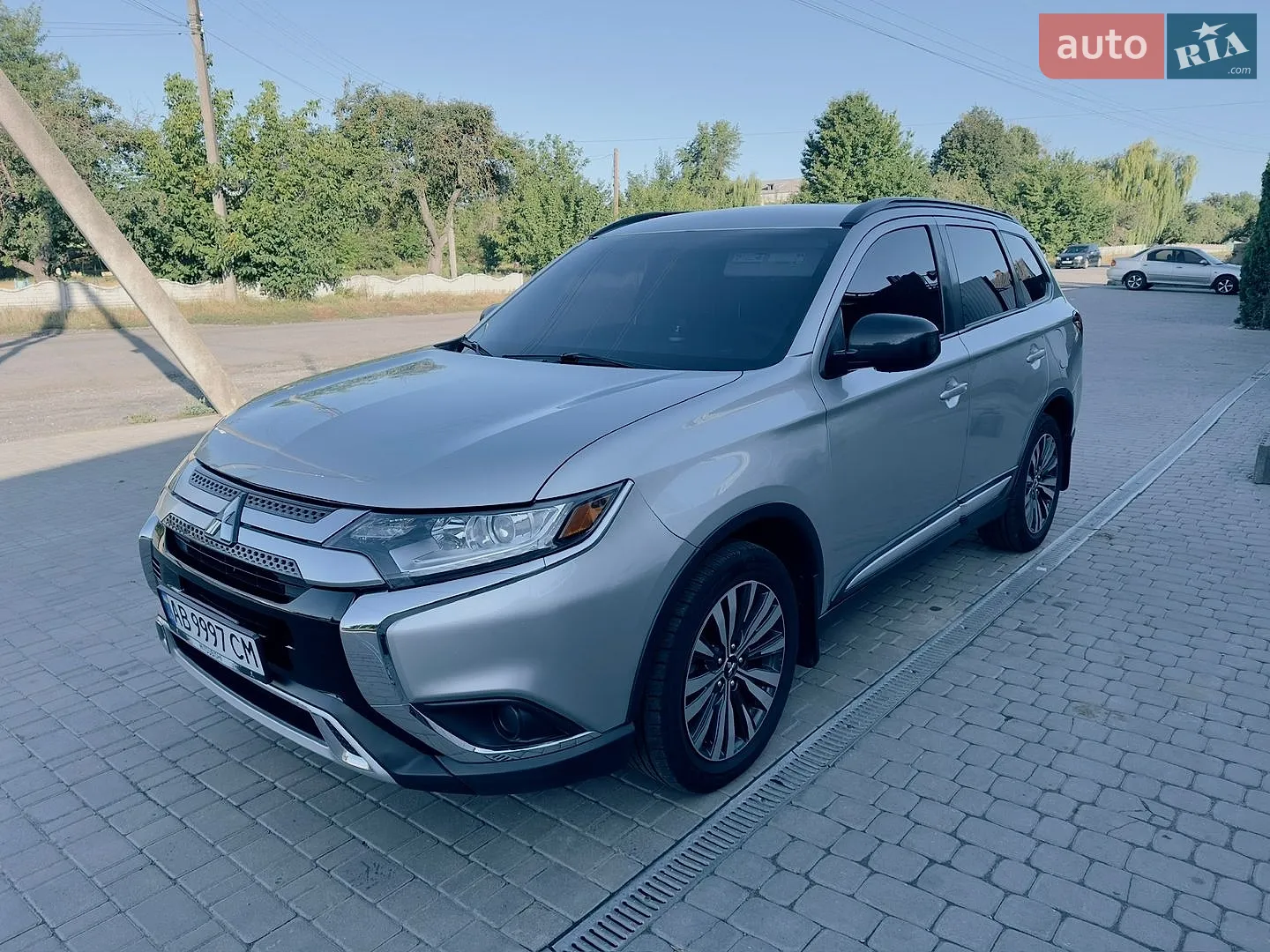 Mitsubishi Outlander, 2020