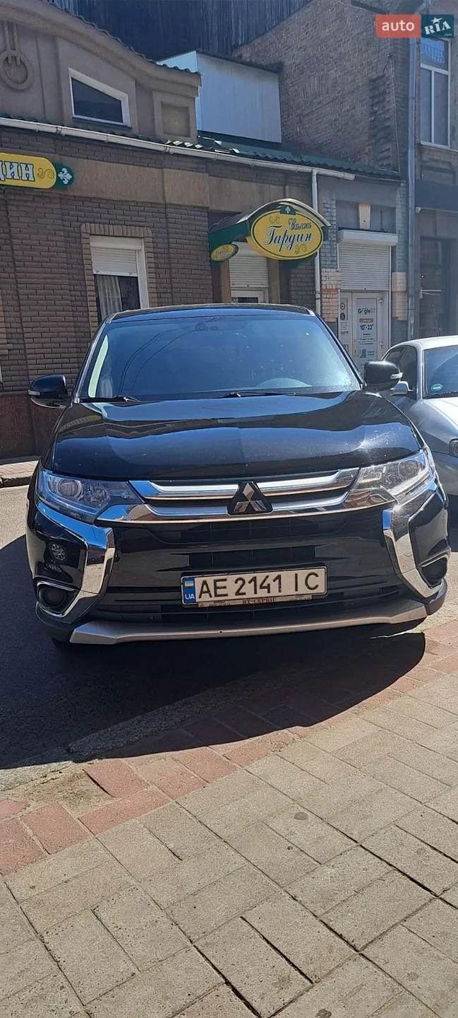 Mitsubishi Outlander, 2017