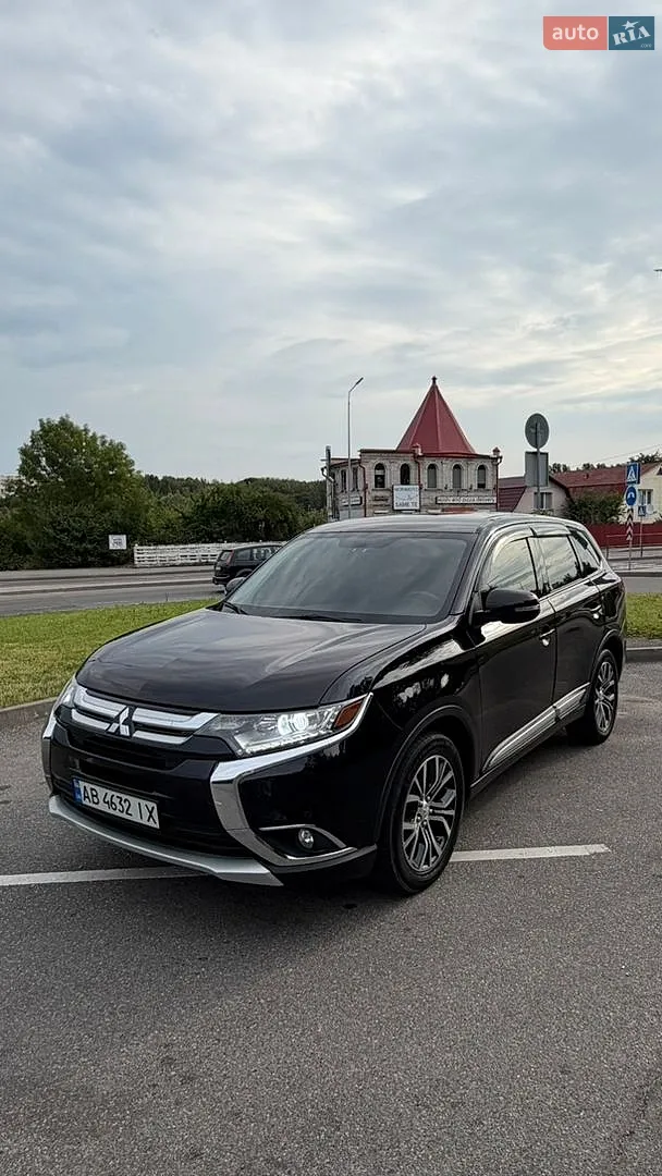 Mitsubishi Outlander, 2015