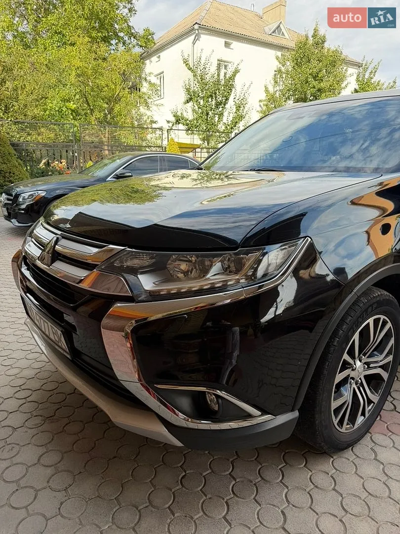 Mitsubishi Outlander, 2017