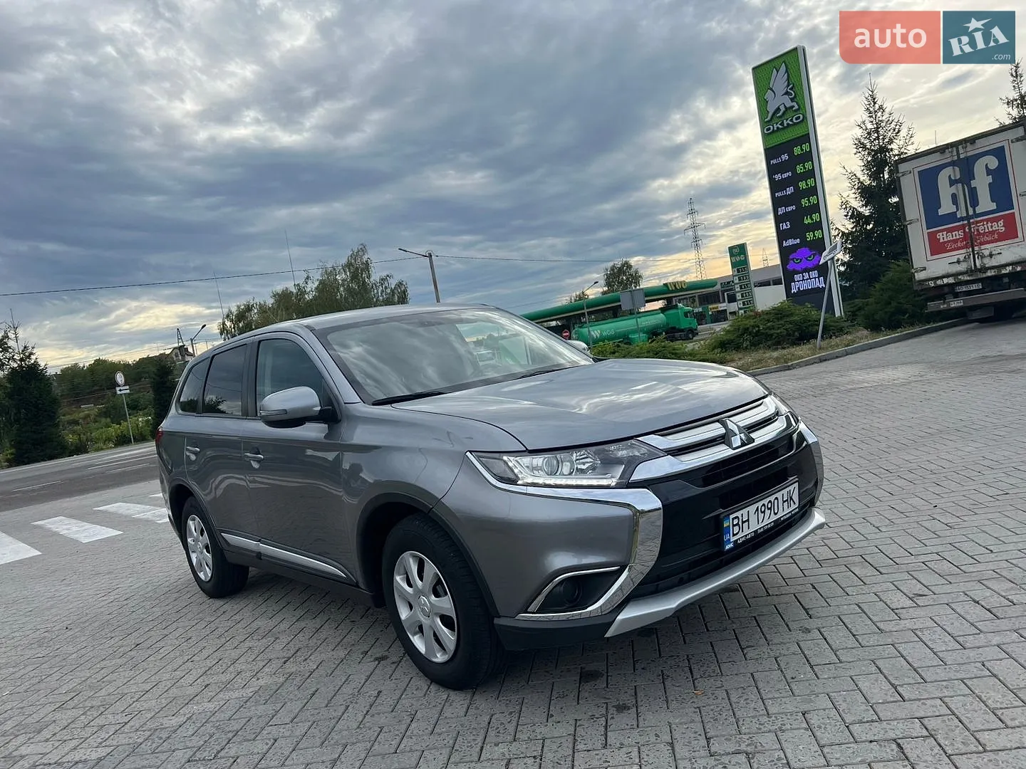 Mitsubishi Outlander, 2017