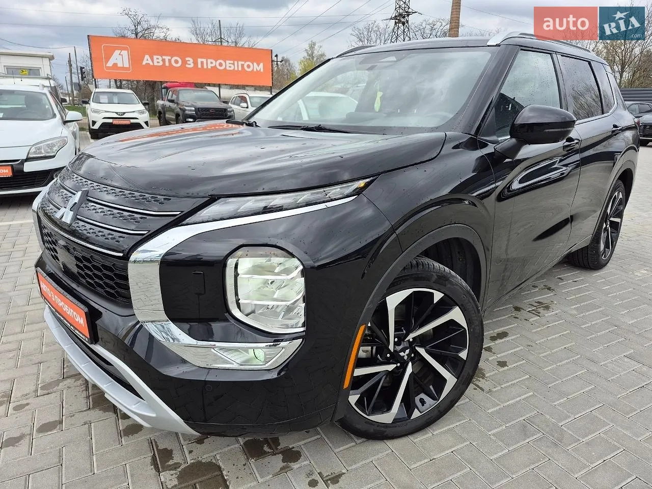 Mitsubishi Outlander, 2021