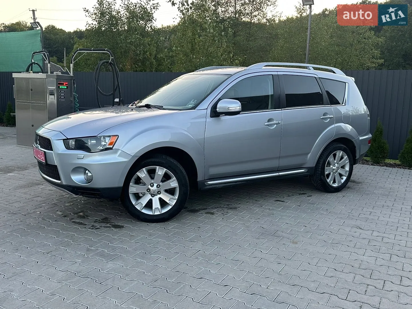 Mitsubishi Outlander, 2011