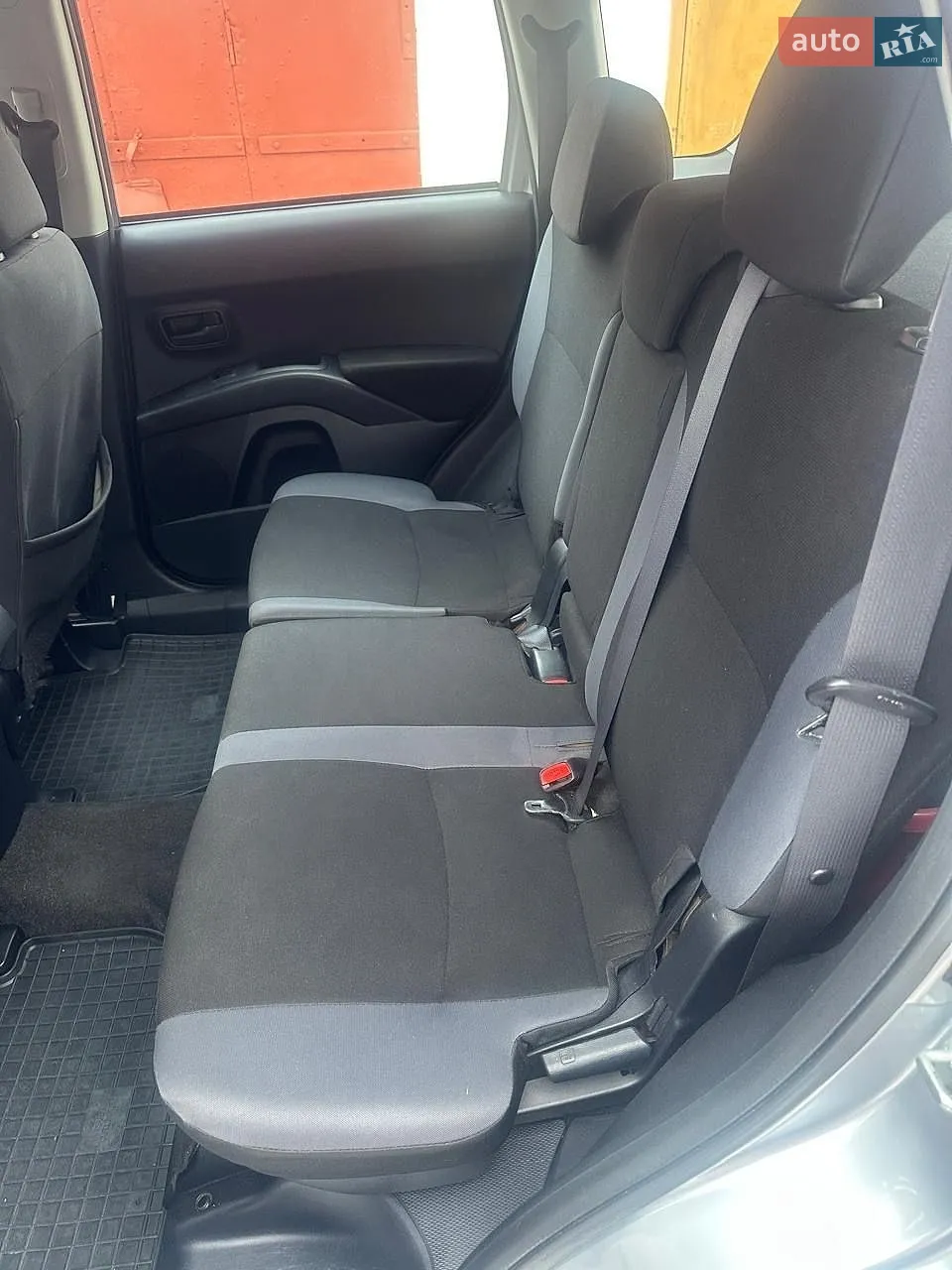 Mitsubishi Outlander, 2012