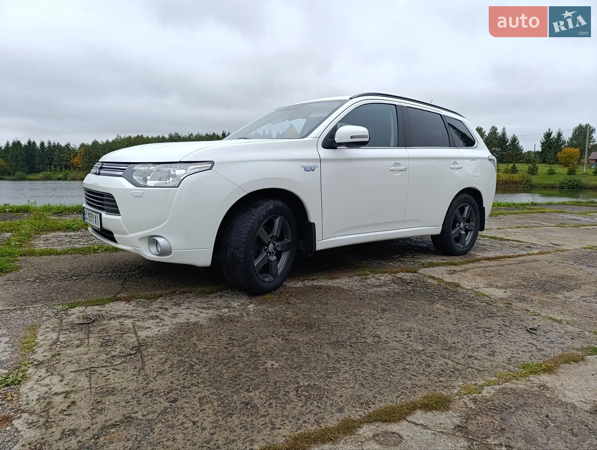 Mitsubishi Outlander, 2014