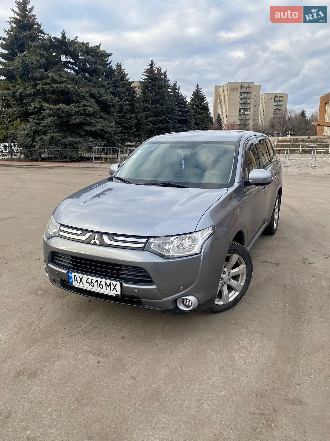 Mitsubishi Outlander, 2012