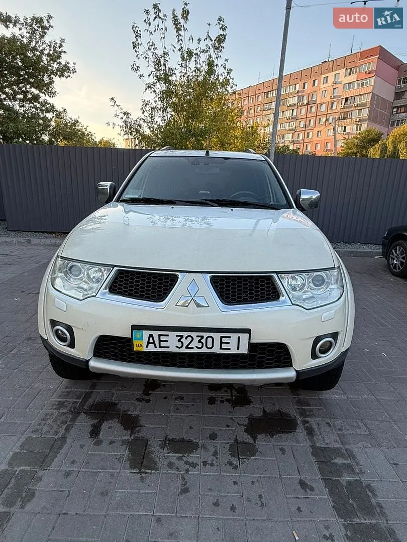 Mitsubishi Pajero Sport, 2010