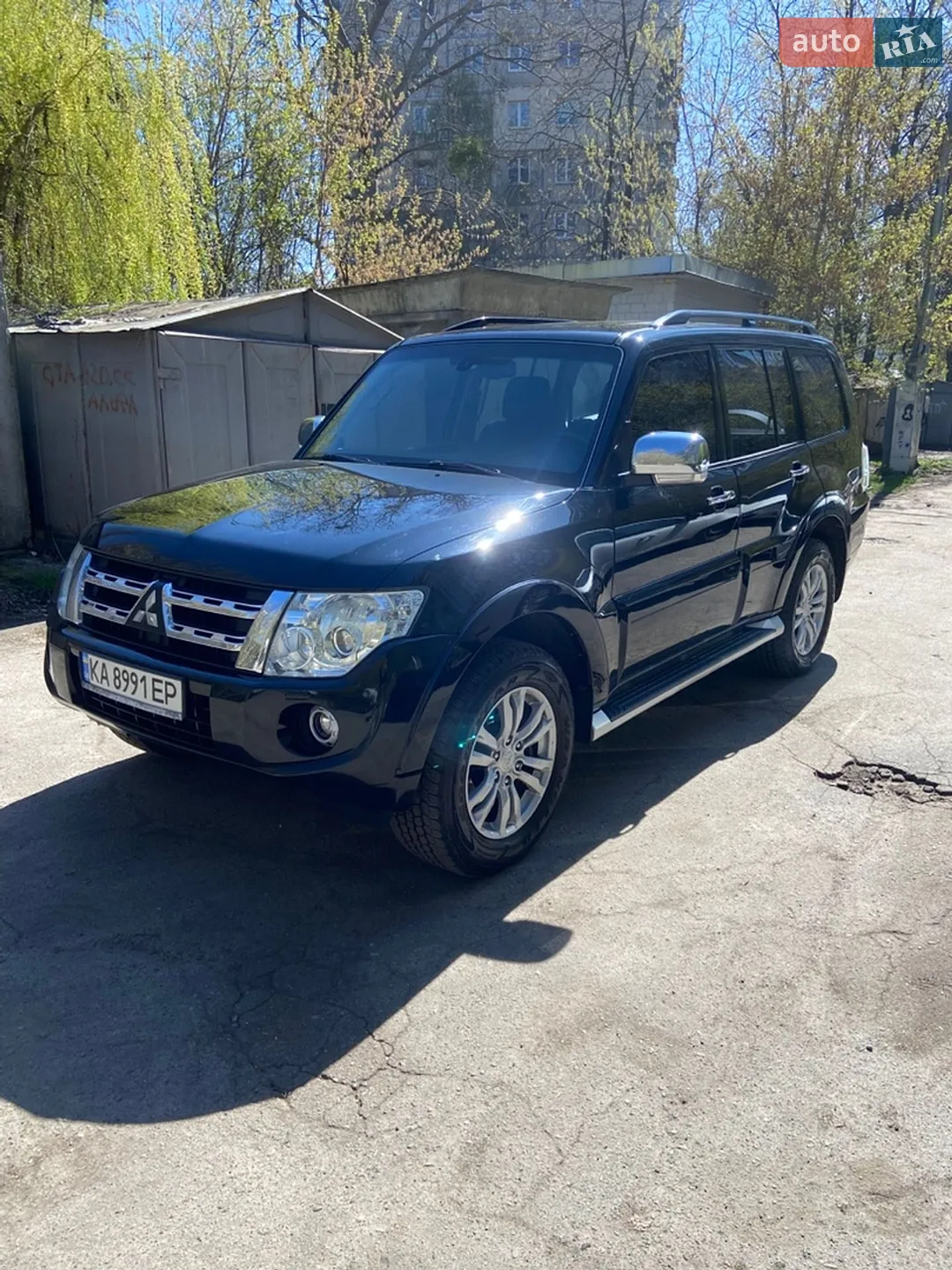 Mitsubishi Pajero Wagon, 2011