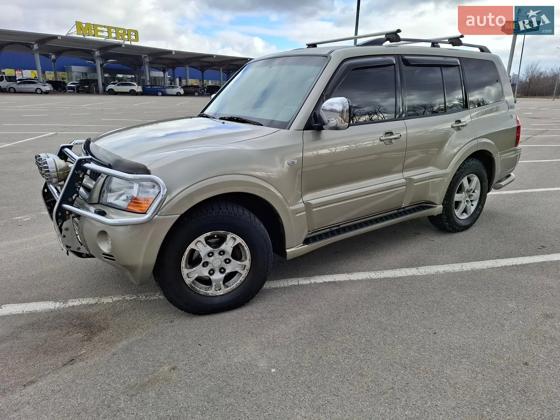 Mitsubishi Pajero Wagon, 2005