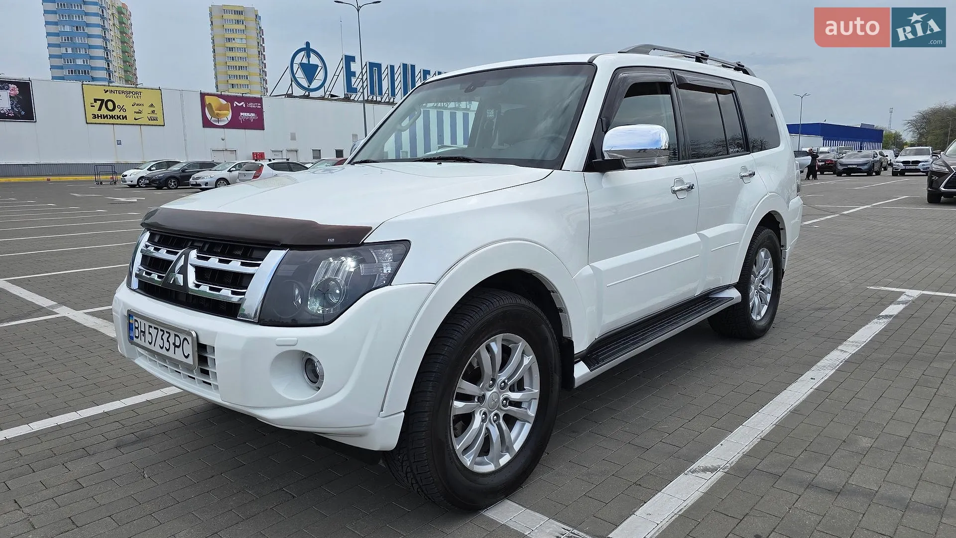 Mitsubishi Pajero Wagon, 2013