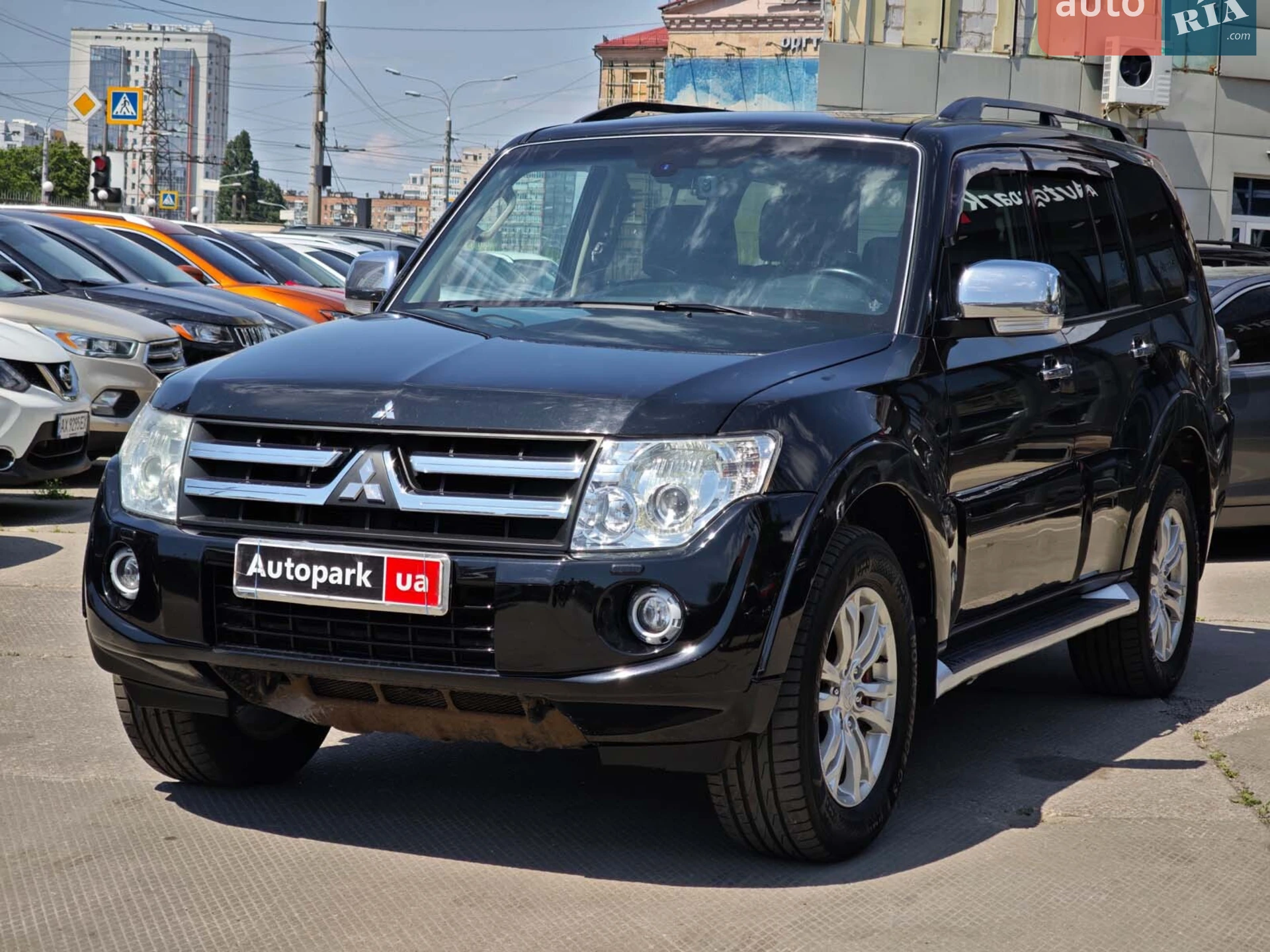 Mitsubishi Pajero Wagon, 2013
