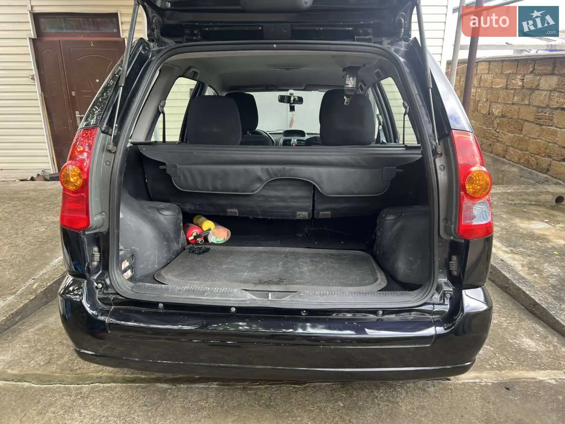 Mitsubishi Space Star, 2003