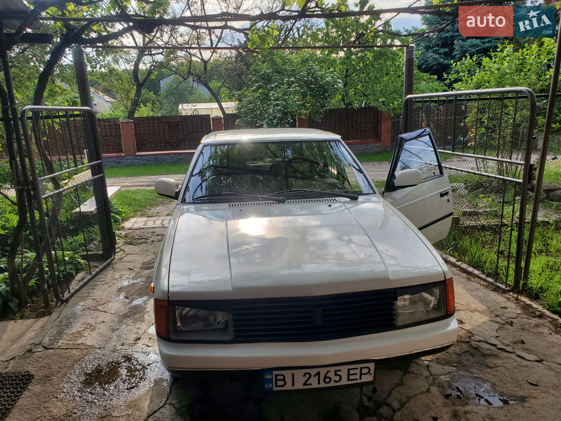 Москвич/АЗЛК 2141, 1988