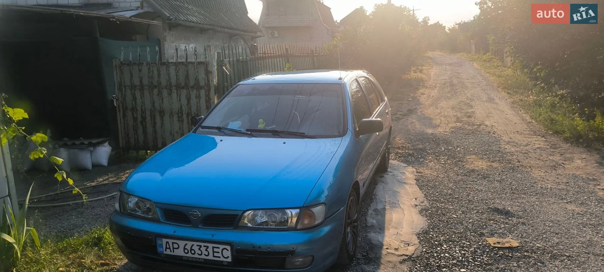 Nissan Almera, 1996