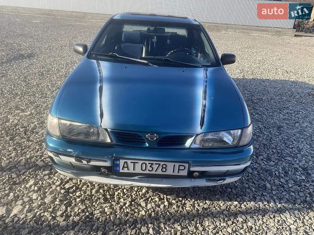 Nissan Almera, 1996