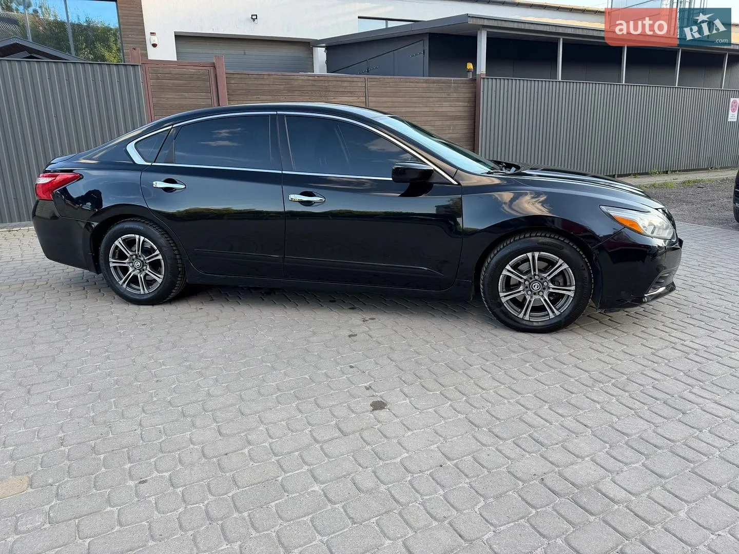 Nissan Altima, 2015