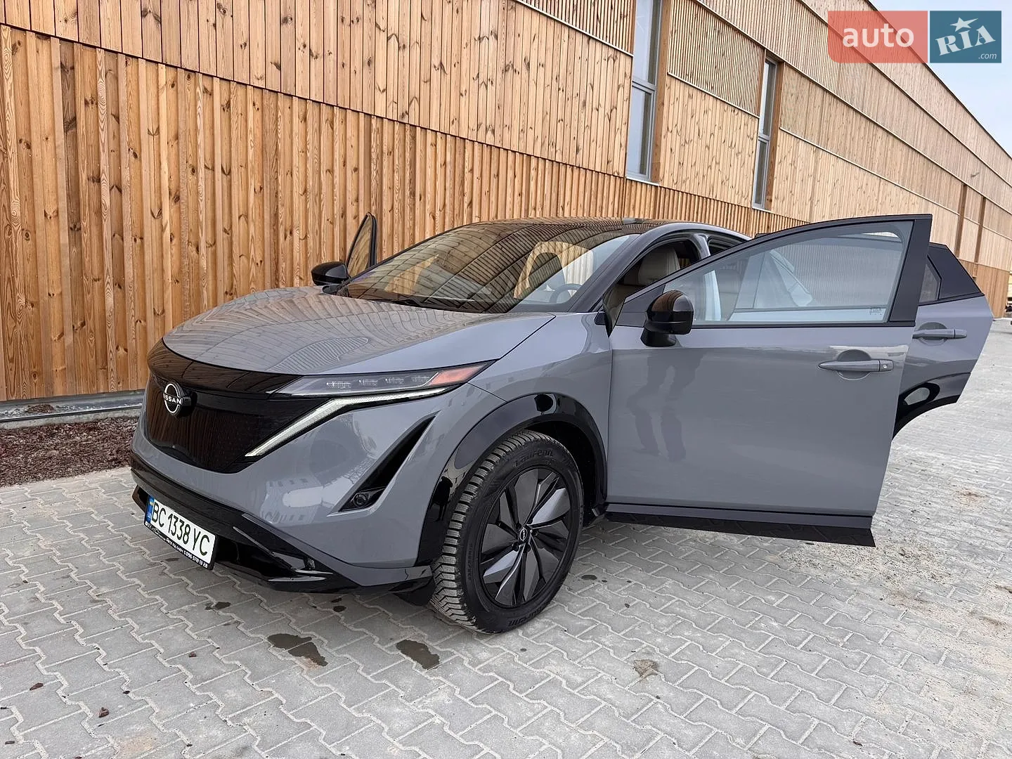 Nissan Ariya 2023 — 1