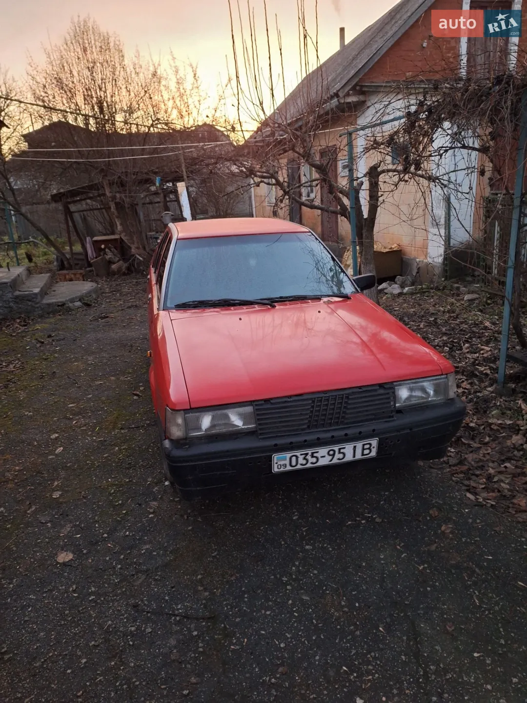 Nissan Cherry, 1986