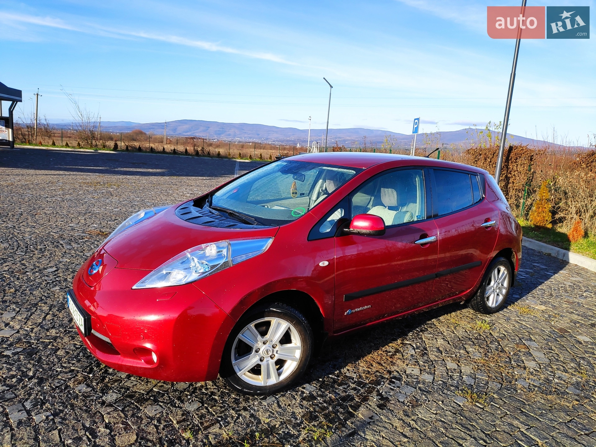 Nissan Leaf, 2012