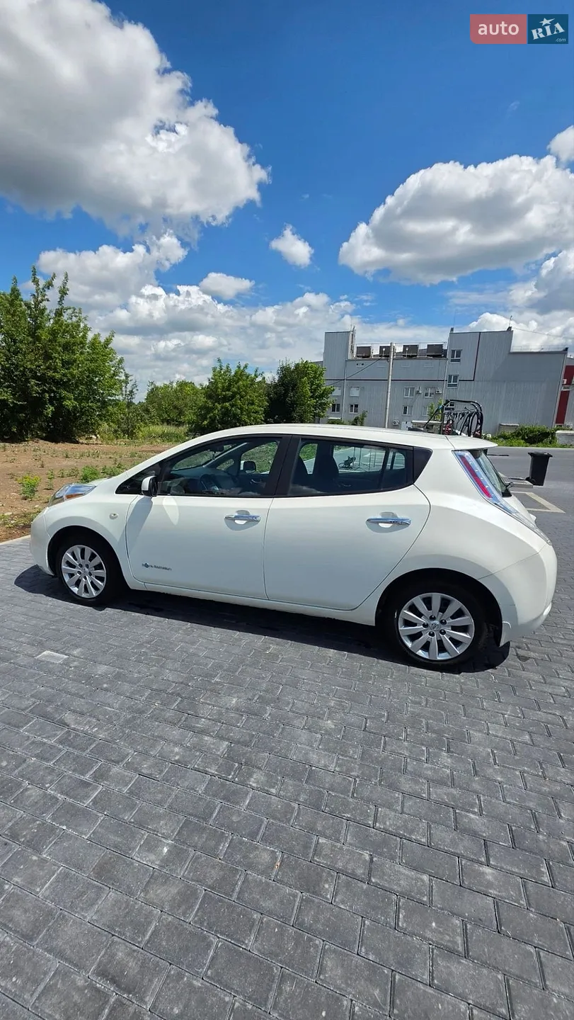 Nissan Leaf, 2014