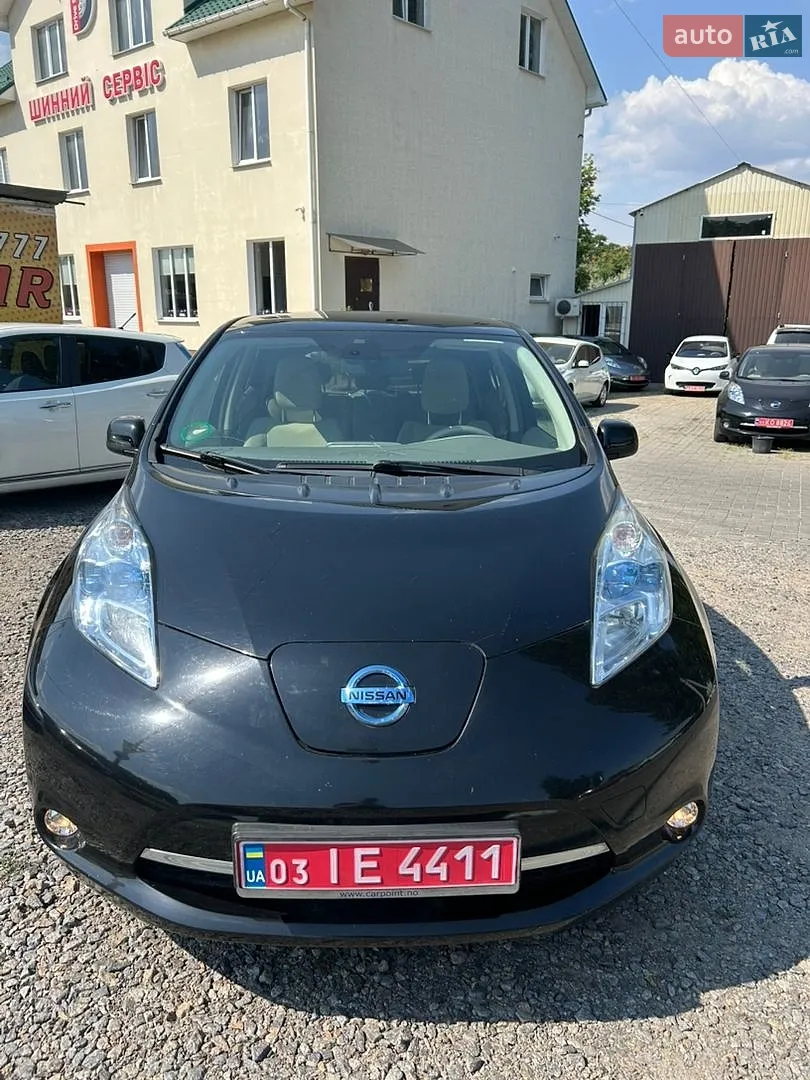 Nissan Leaf, 2012