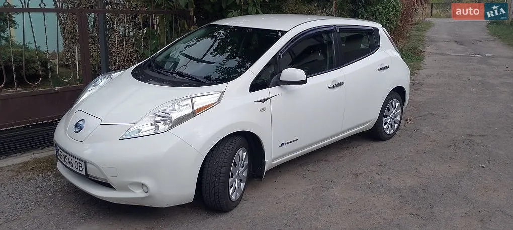 Nissan Leaf, 2014