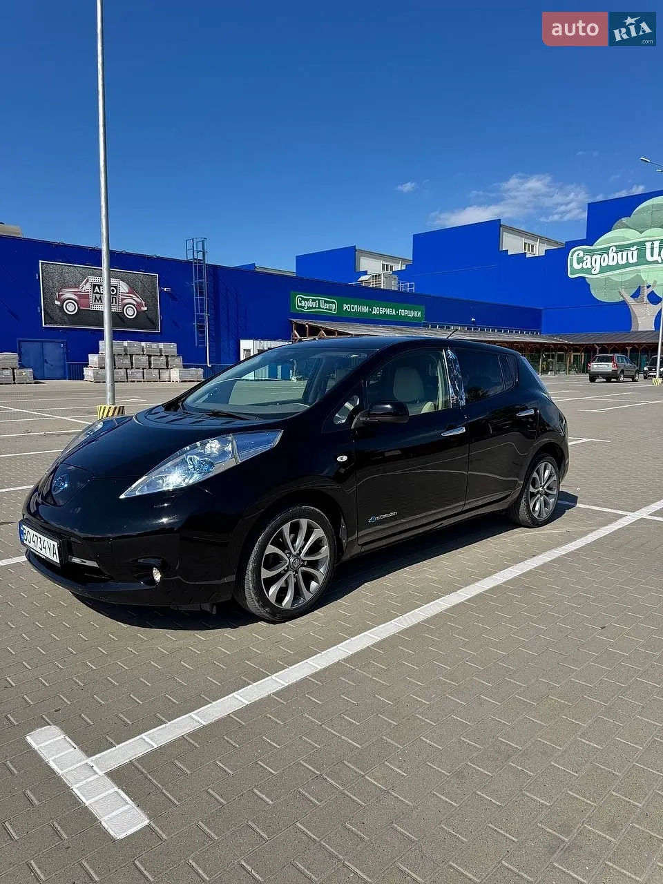 Nissan Leaf, 2012