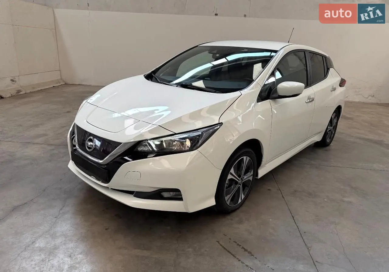 Nissan Leaf, 2020