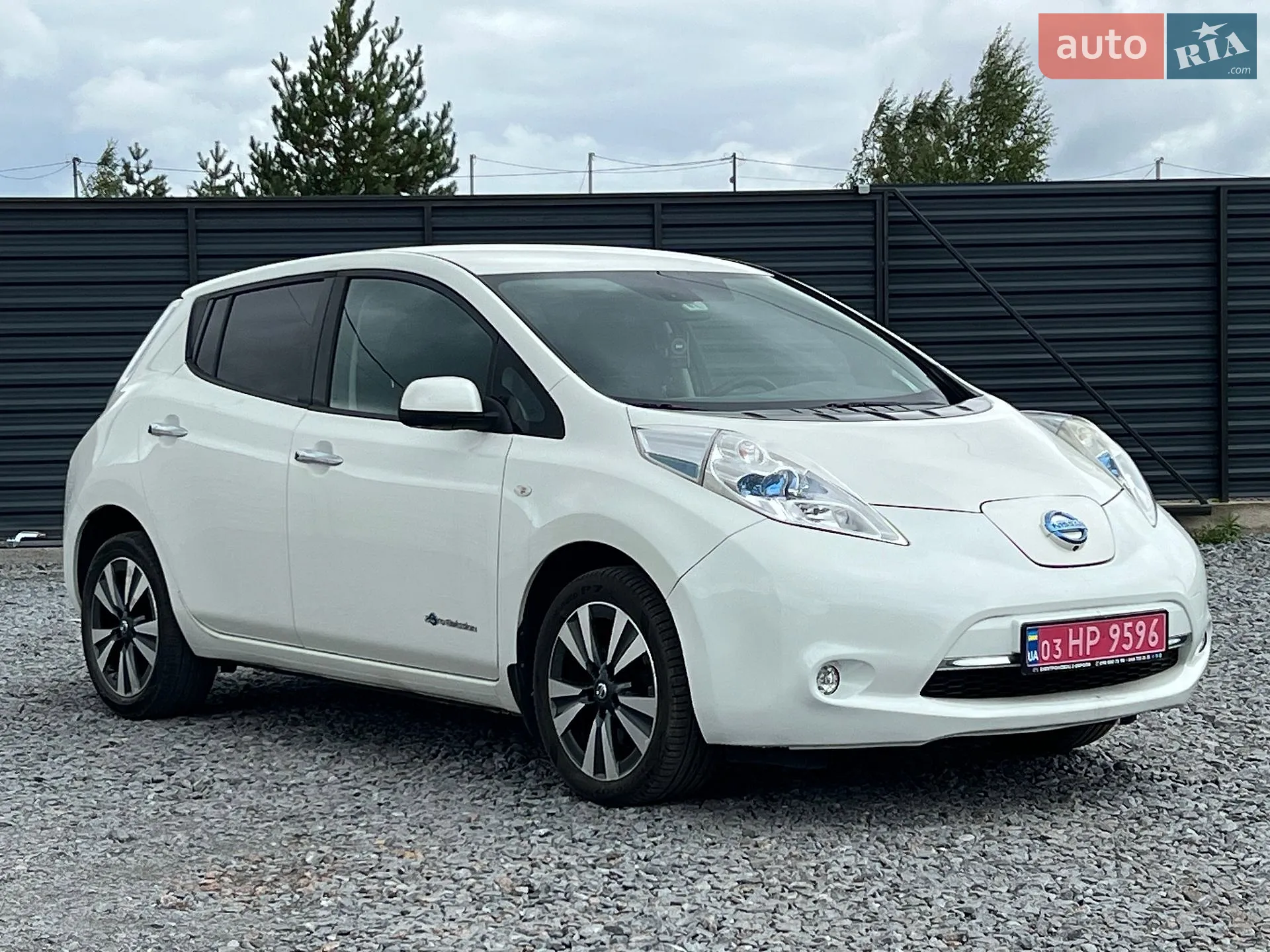 Nissan Leaf, 2015