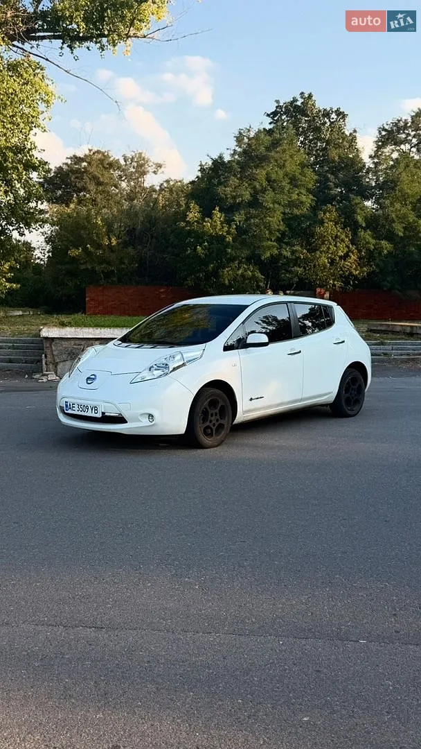 Nissan Leaf, 2016