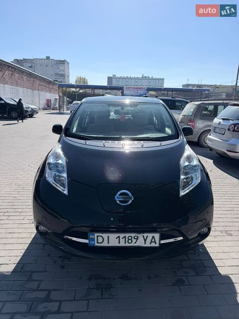 Nissan Leaf, 2012
