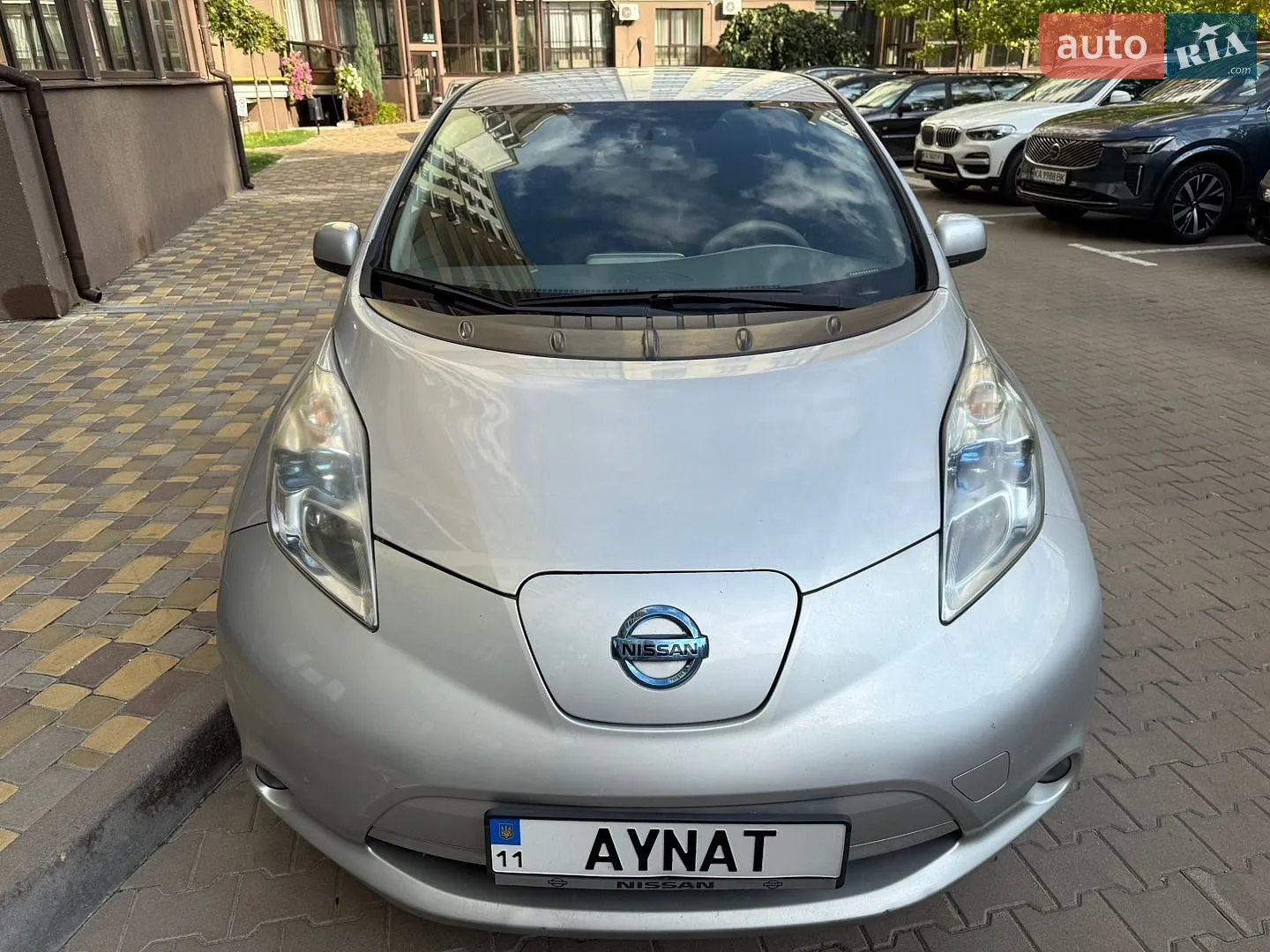 Nissan Leaf, 2011