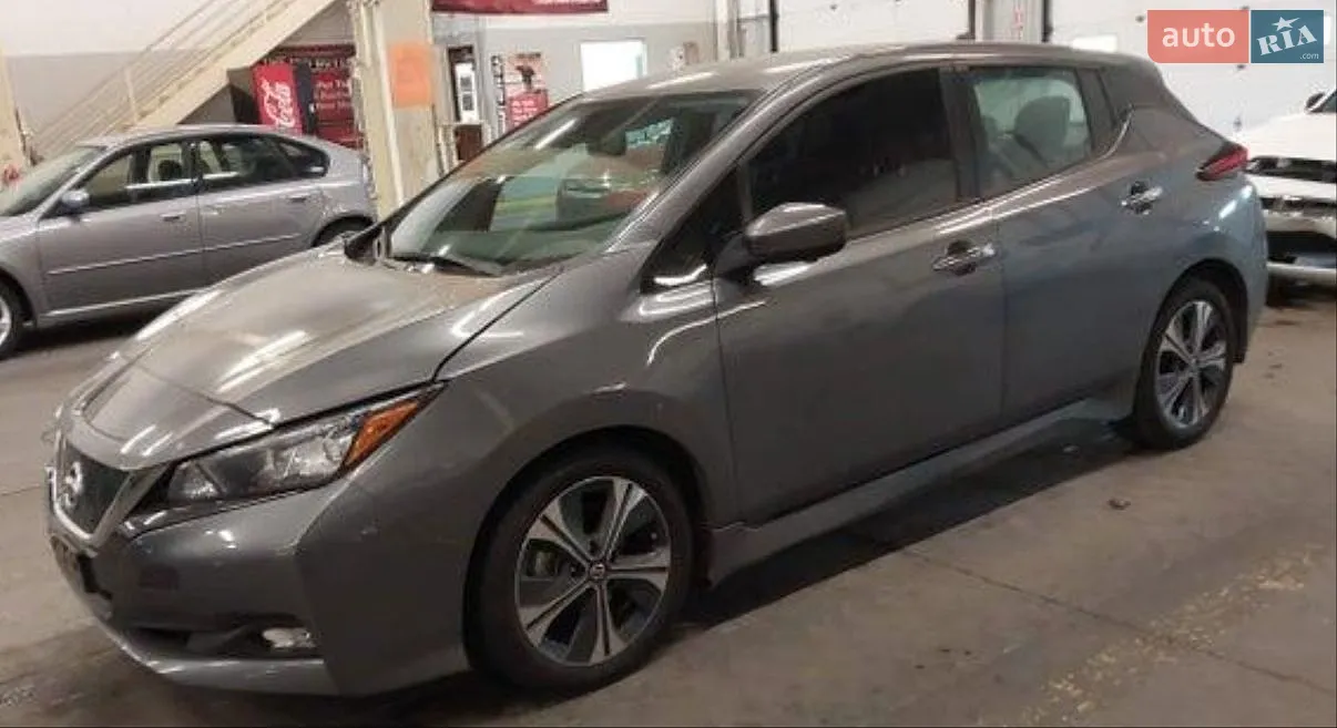 Nissan Leaf 2020 — 1