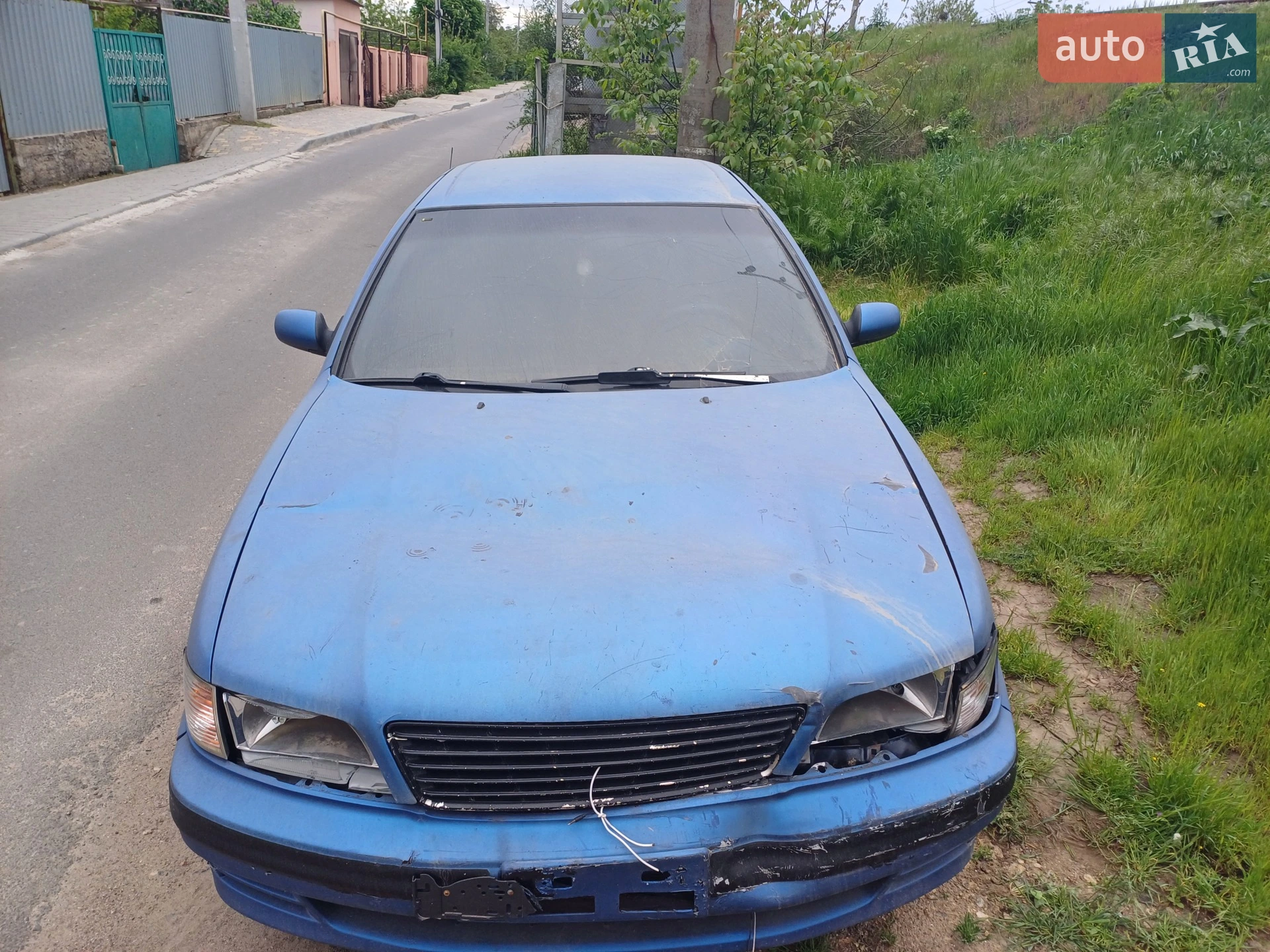 Nissan Maxima, 1995