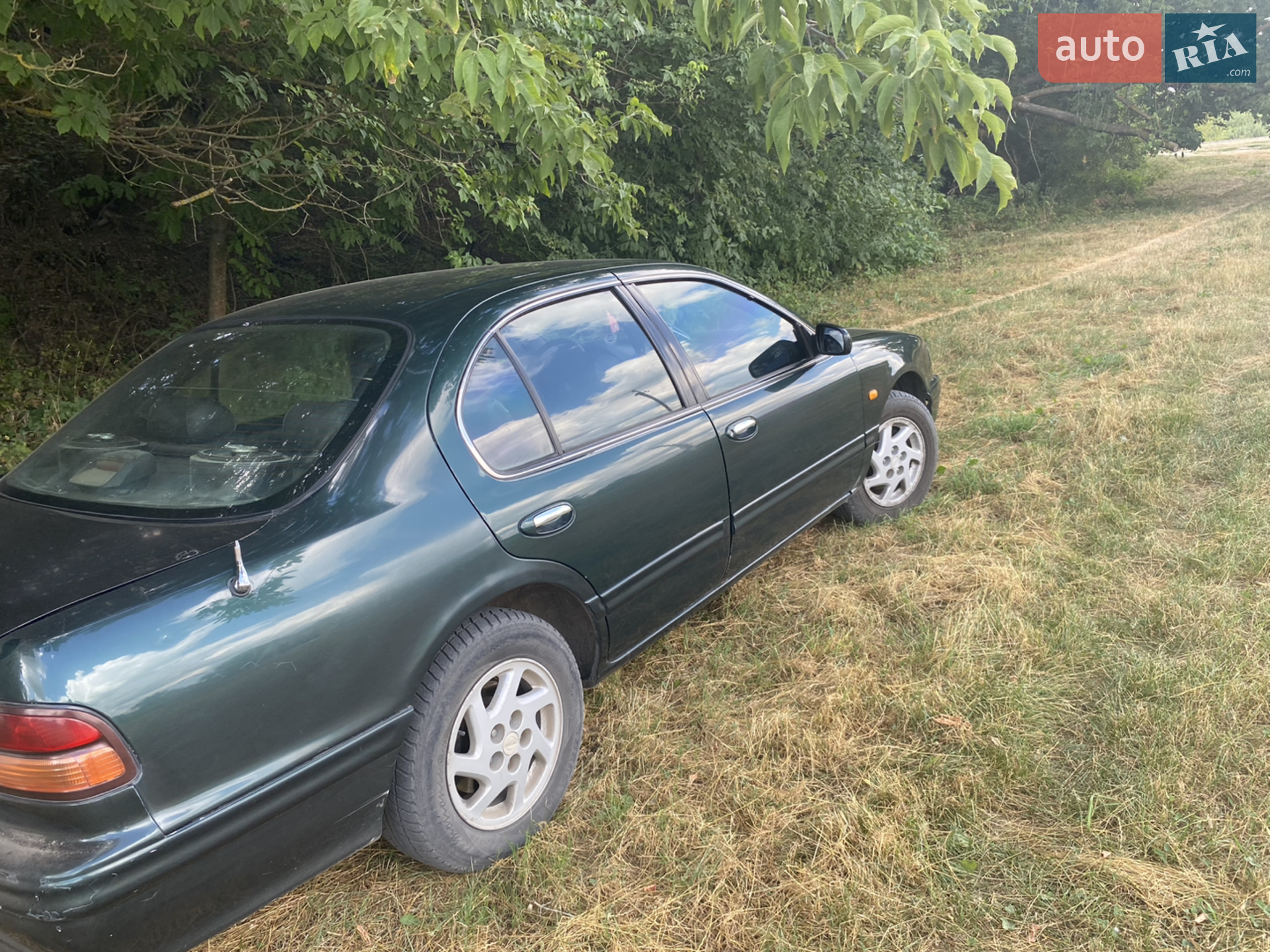 Nissan Maxima, 1998