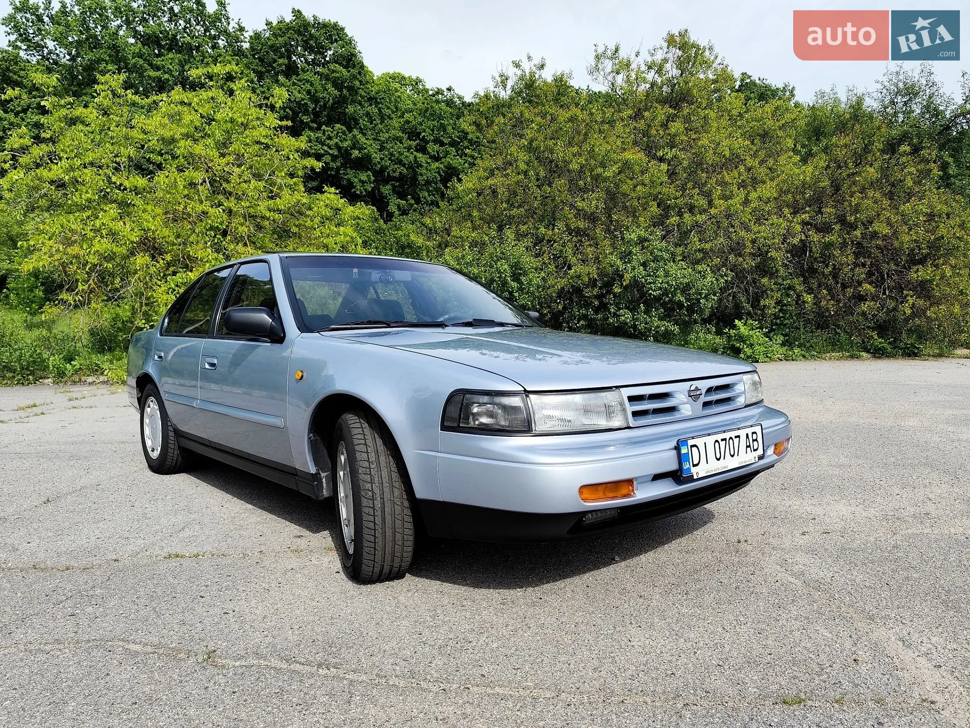 Nissan Maxima, 1990
