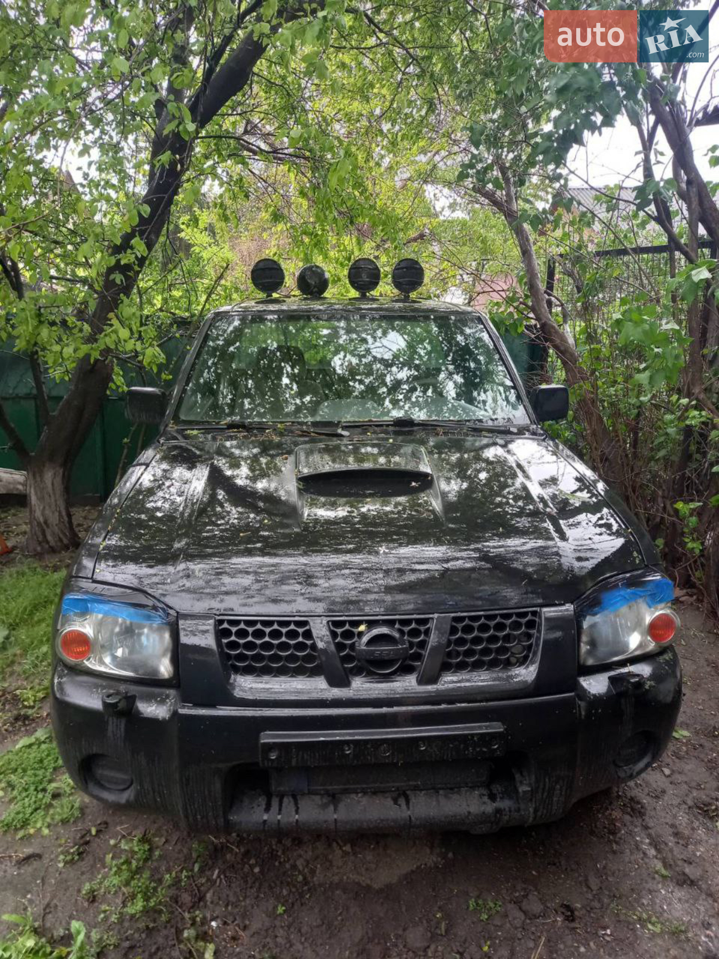 Nissan Navara, 2003