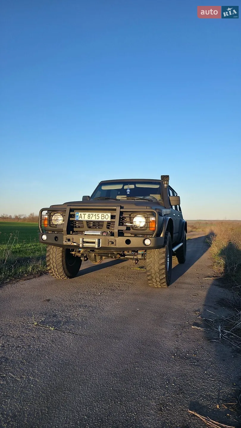 Nissan Patrol, 1992