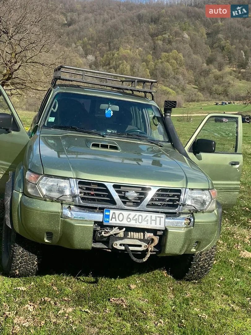 Nissan Patrol, 2000