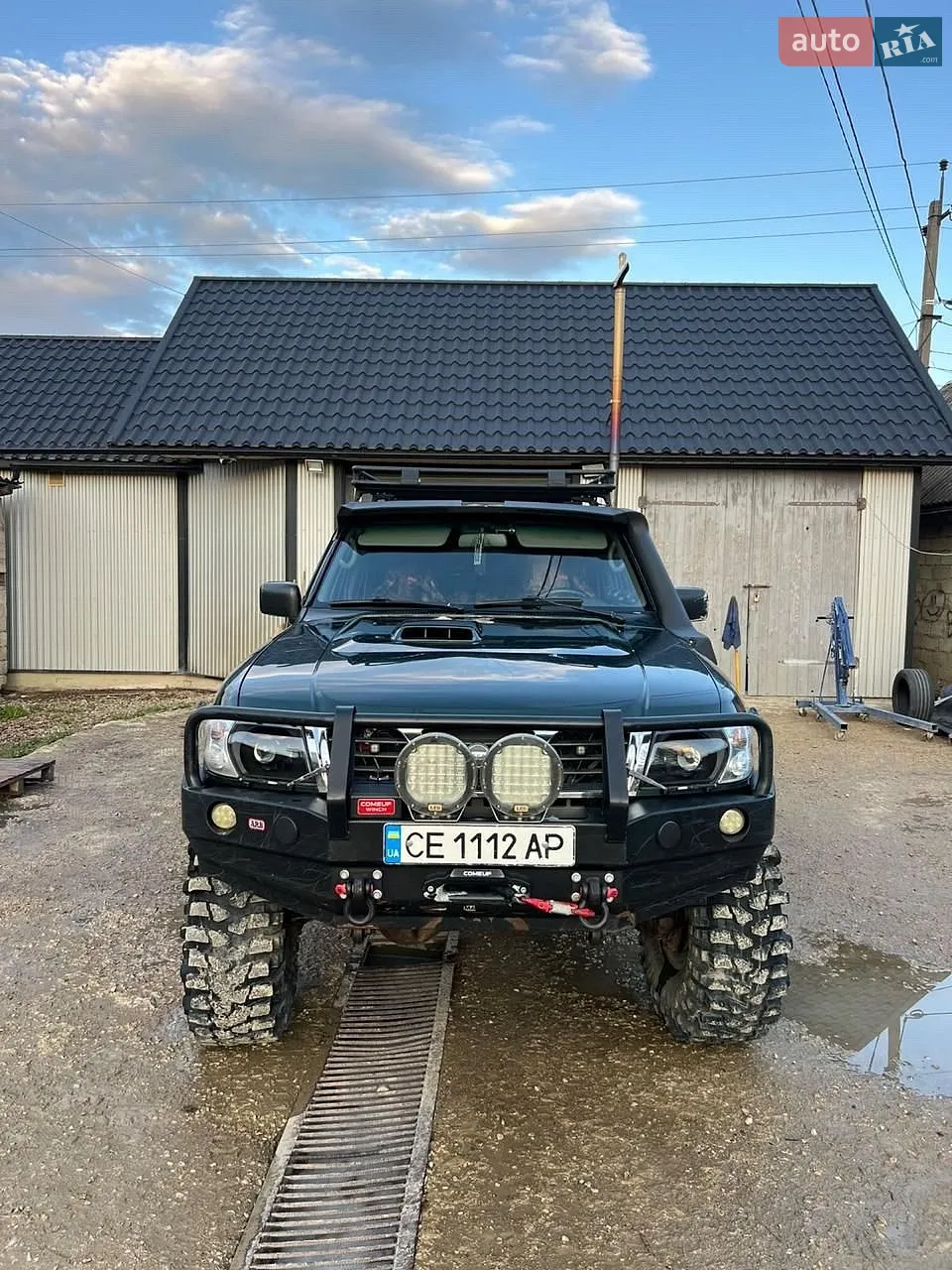Nissan Patrol, 2000