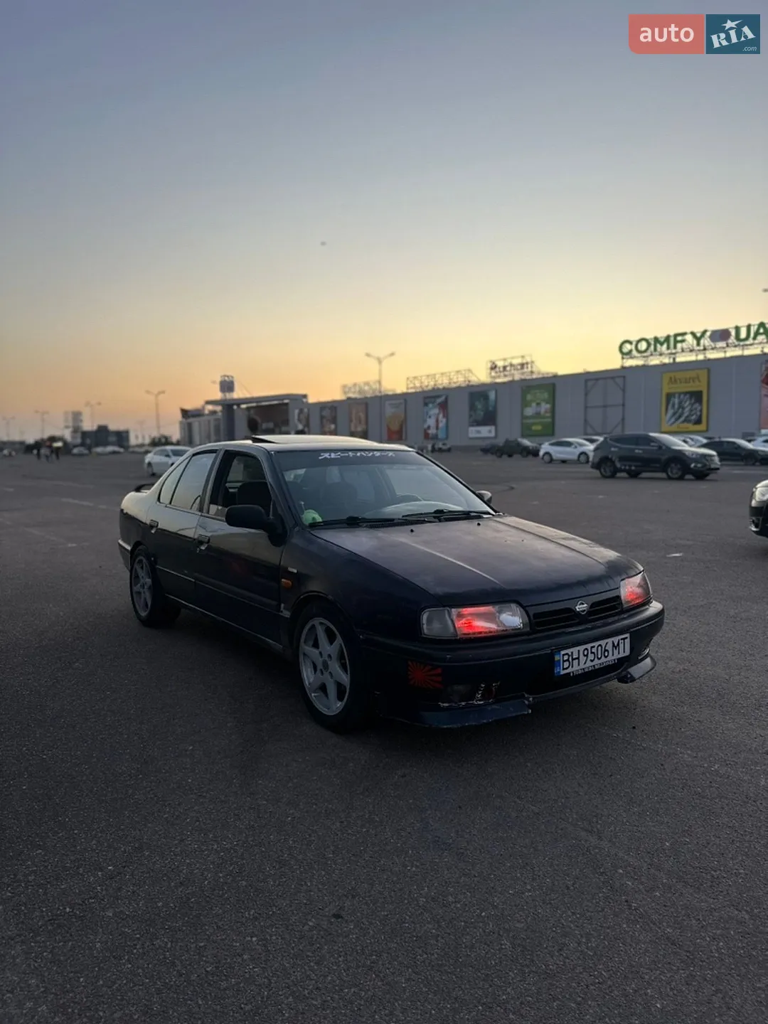 Nissan Primera, 1992