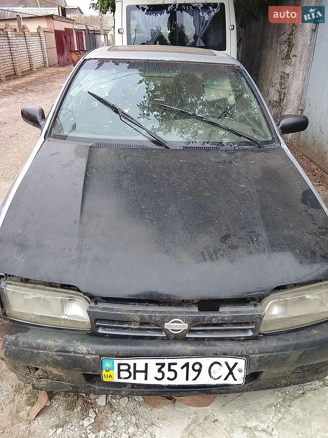 Nissan Primera, 1992