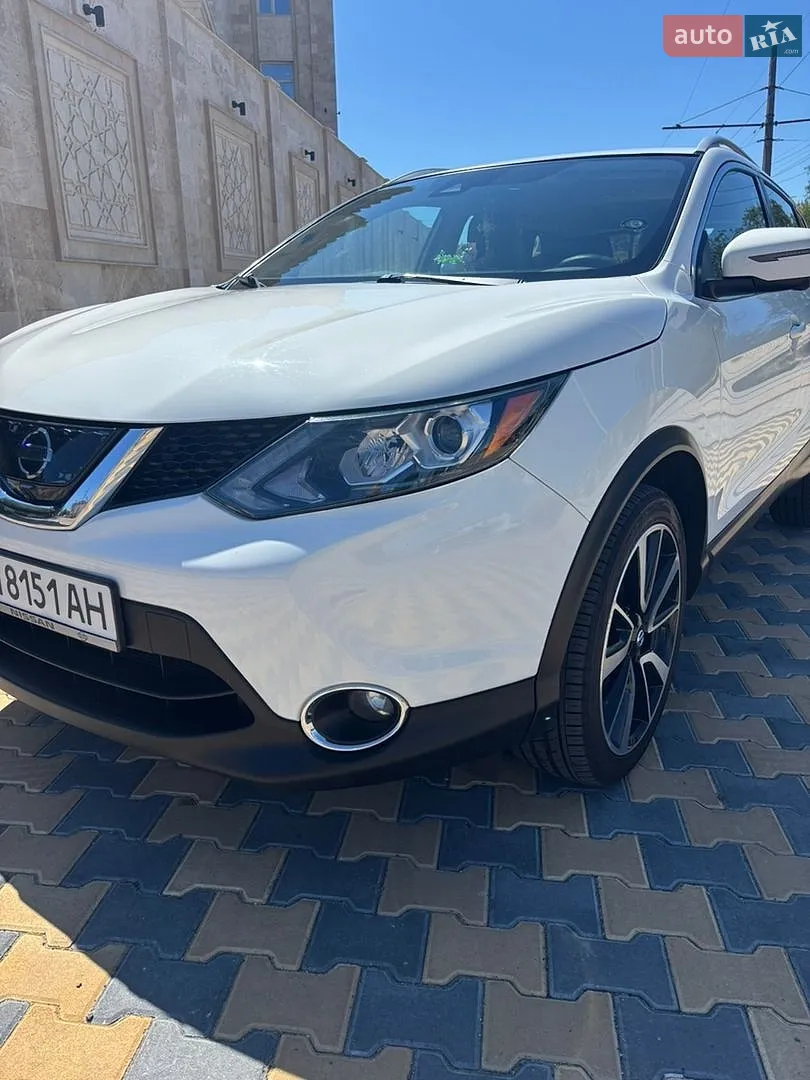 Nissan Rogue Sport, 2017