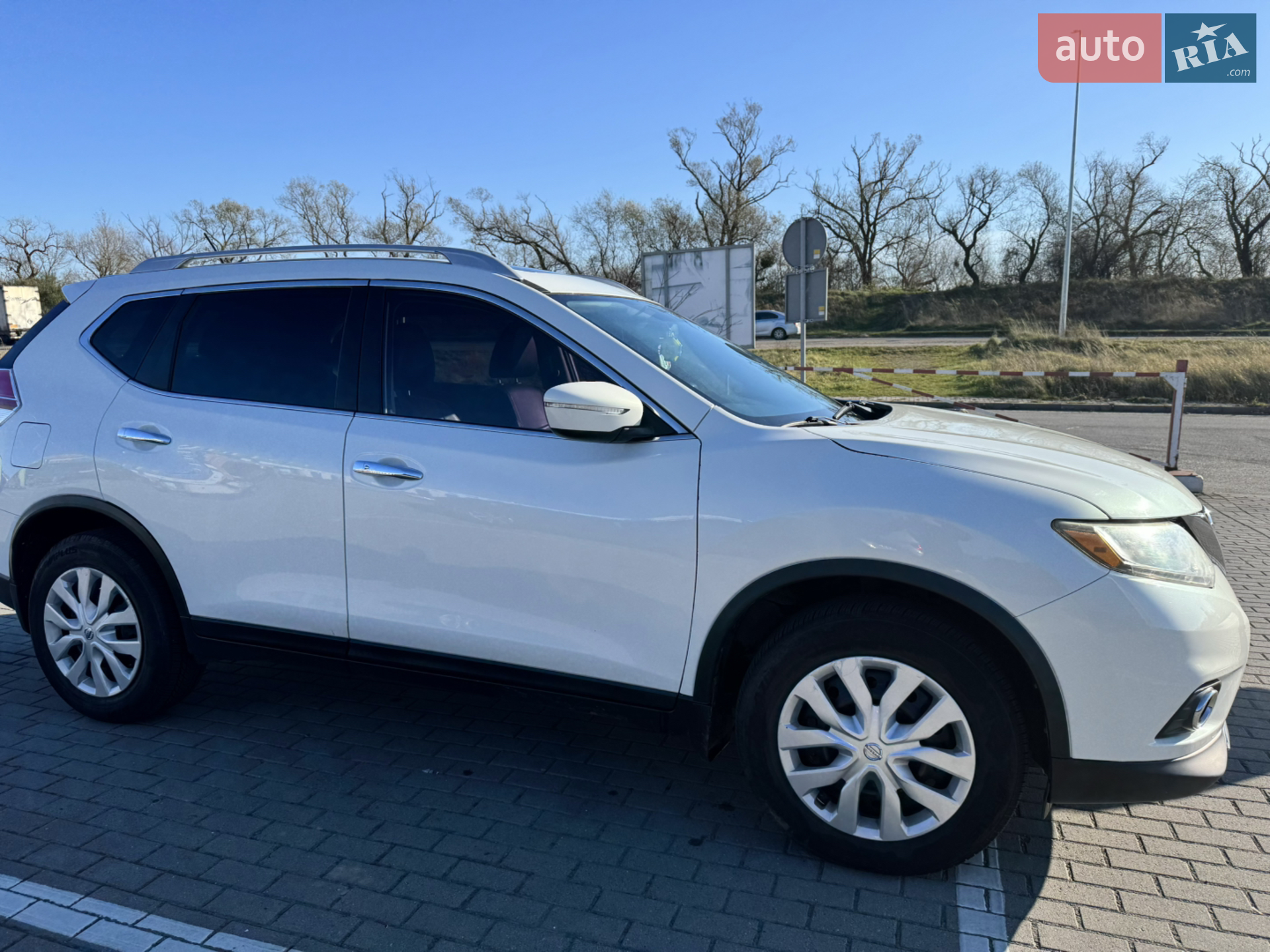 Nissan Rogue, 2014