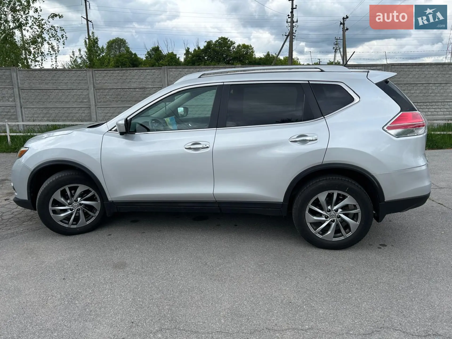 Nissan Rogue, 2015