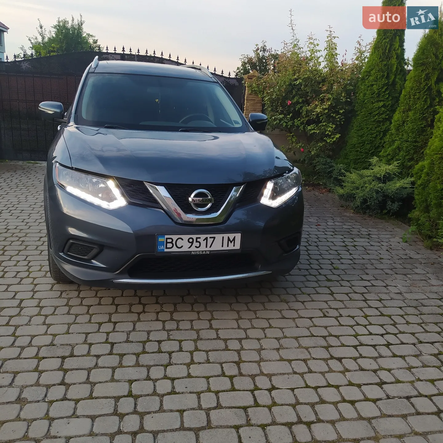 Nissan Rogue, 2014