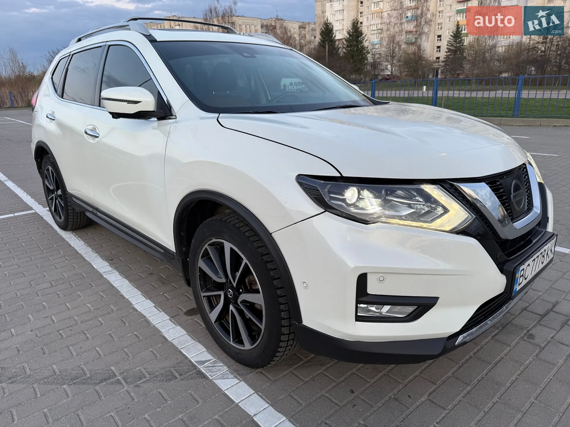 Nissan Rogue, 2016