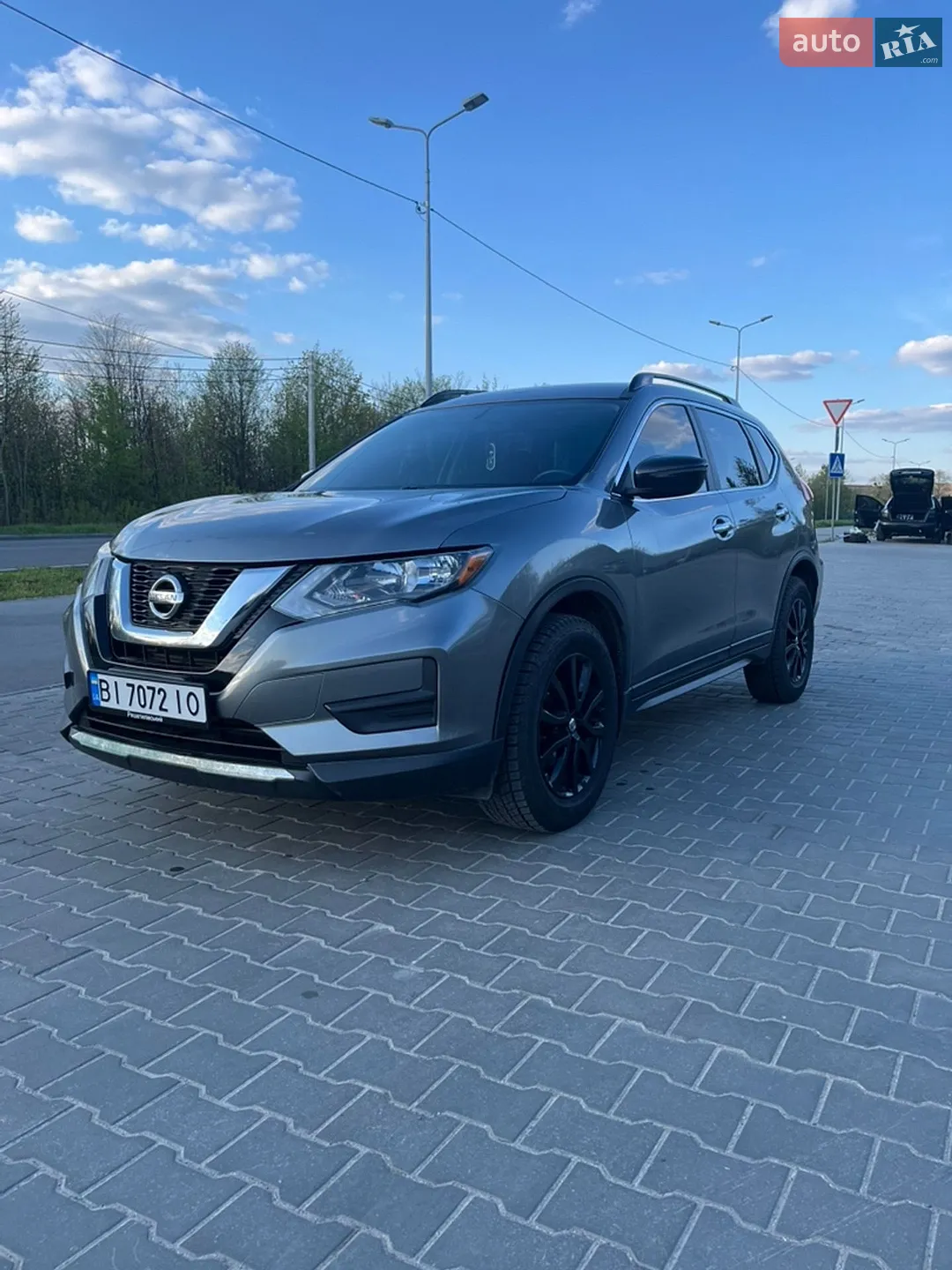 Nissan Rogue, 2017