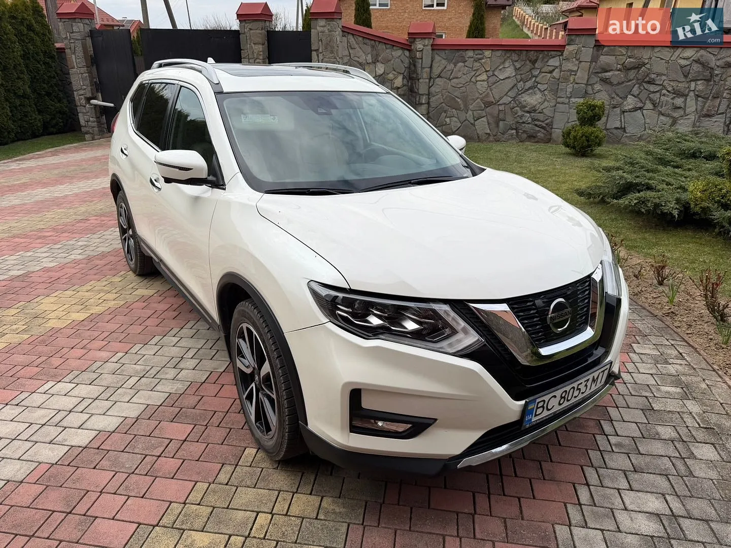 Nissan Rogue, 2017