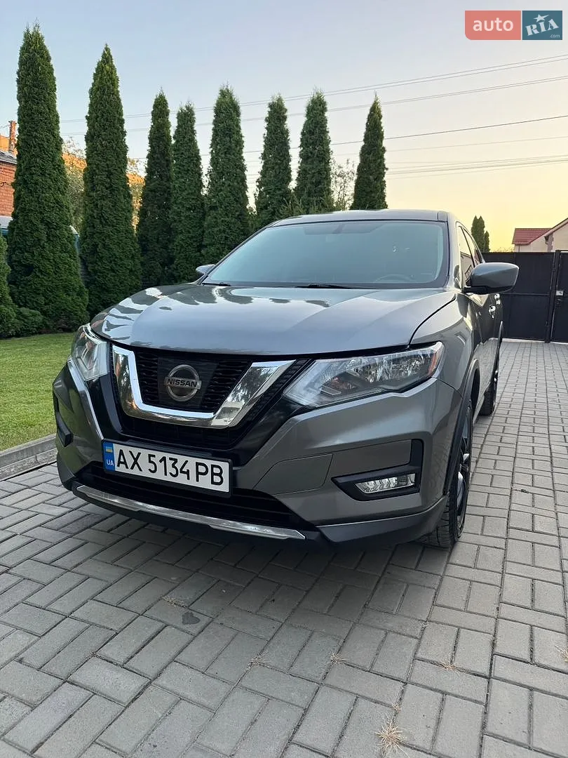 Nissan Rogue, 2017